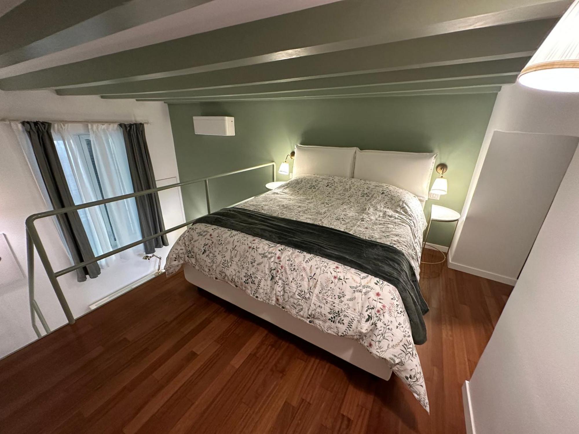 Flowers, A Cozy Suite In מילאנו מראה חיצוני תמונה