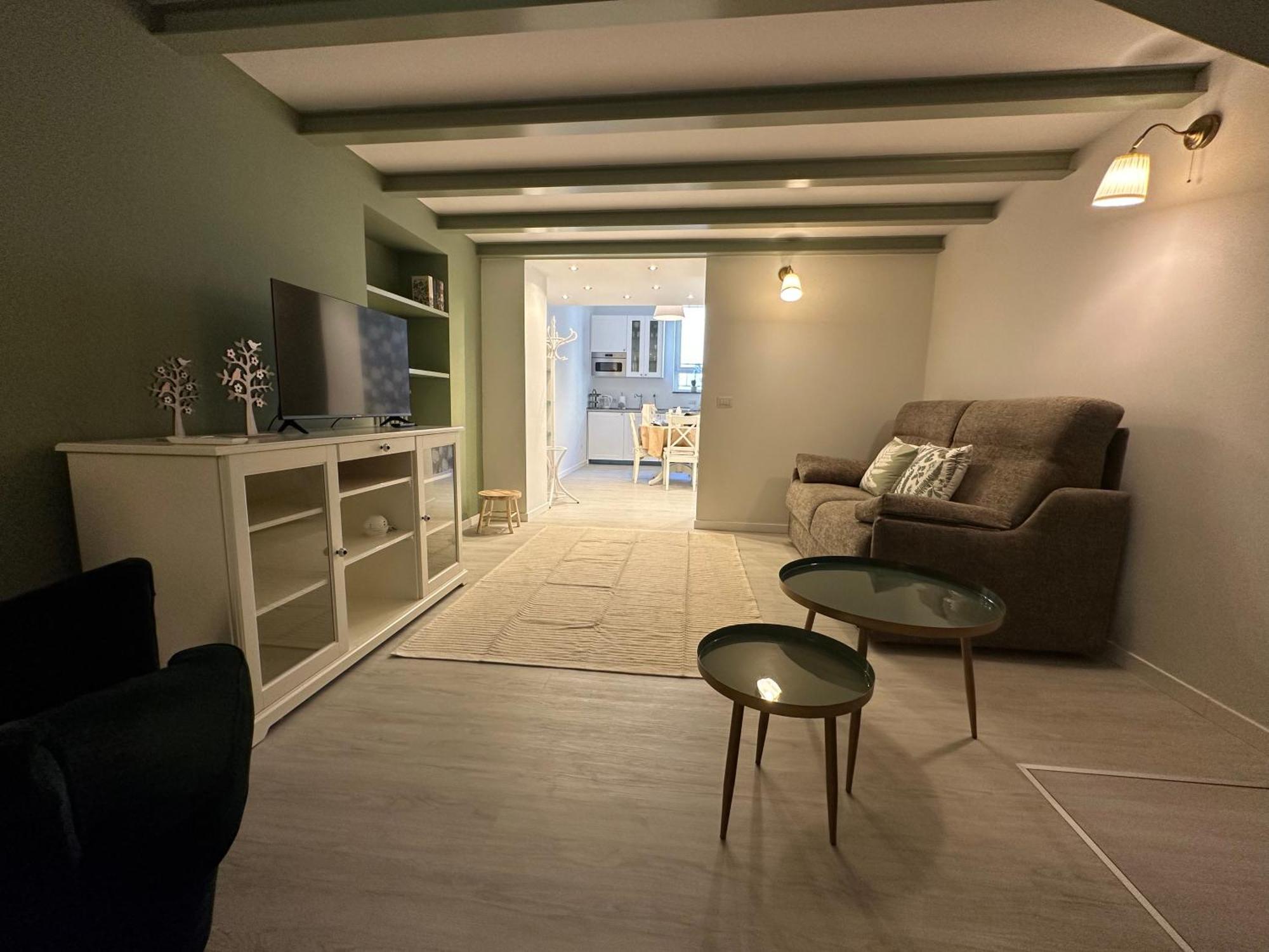 Flowers, A Cozy Suite In מילאנו מראה חיצוני תמונה